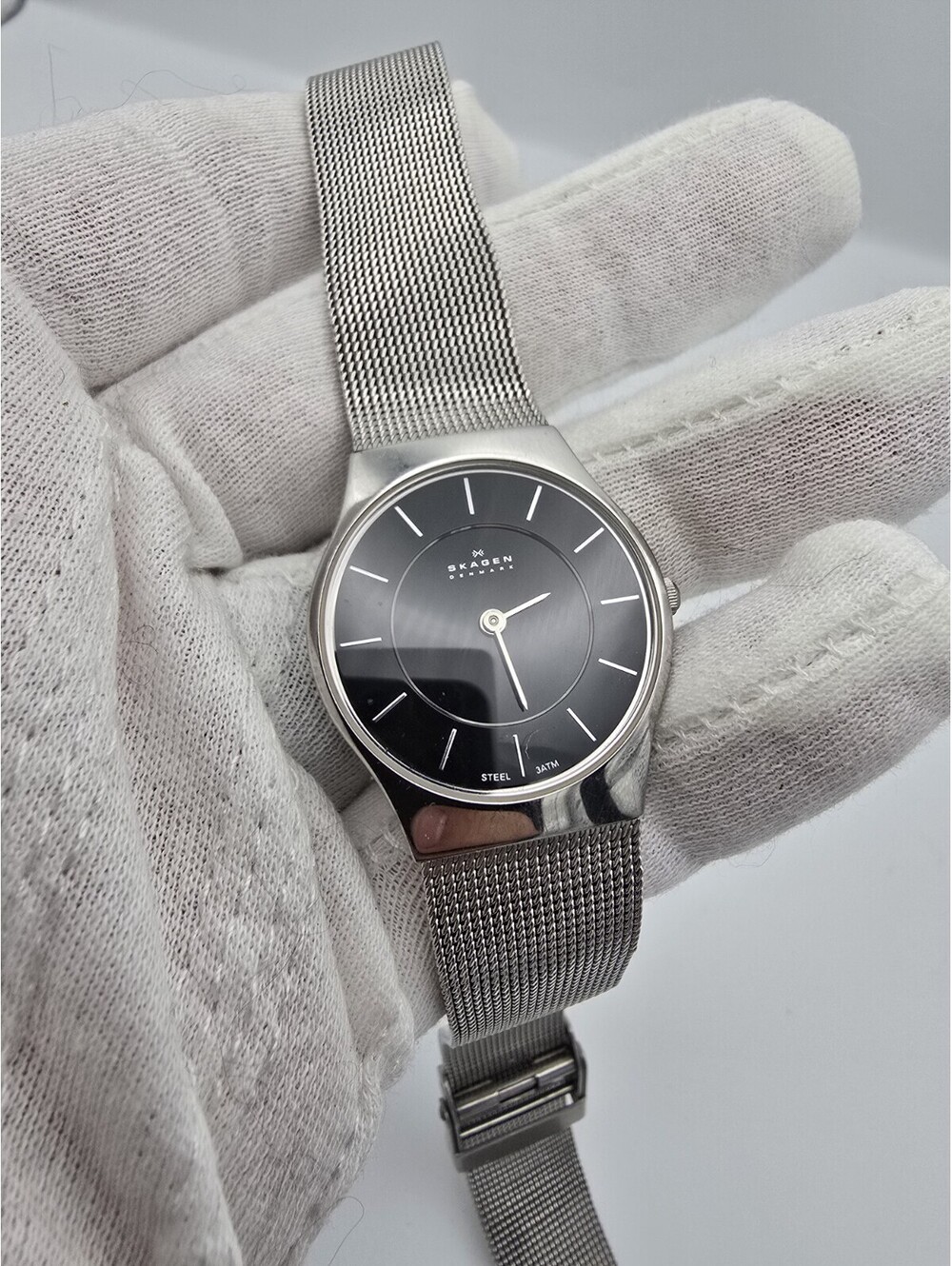 Skagen Denmark 233SSS Slim 28mm Quartz Black Dial Stainless Steel Mesh Watch